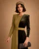 Vestido midi oliva de crepe y terciopelo combinado Vestido midi oliva de crepe y terciopelo combinado