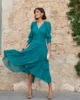 Vestido de gasa verde petróleo con flocado en zig zag Vestido de gasa verde petróleo con flocado en zig zag