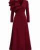 Vestido midi granate de crepé con flor maxi Vestido midi granate de crepé con flor maxi