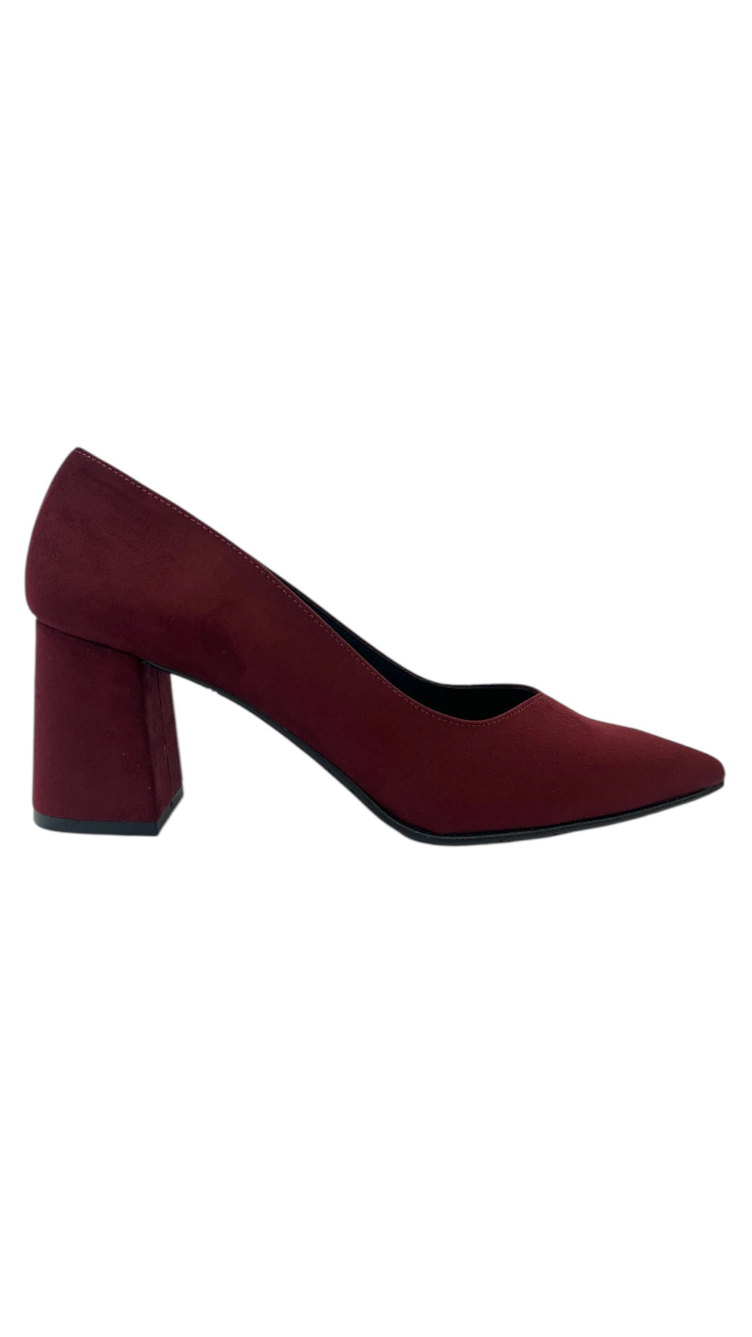 YLMA_2333C_1 copia Zapato de salón burdeos de ante con tacón ancho