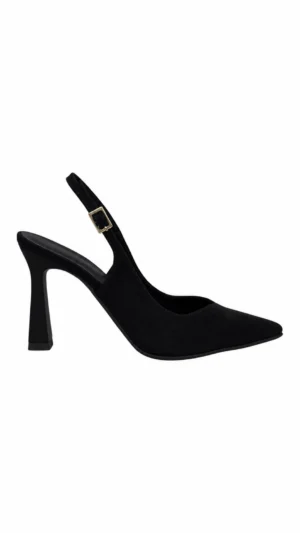 Zapato negro con tacon alto