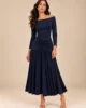 Vestido midi azul marino de punto con hombros descubiertos Vestido midi azul marino de punto con hombros descubiertos