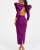 Vestido midi morado con volantes y espalda abierta Vestido midi morado con volantes y espalda abierta